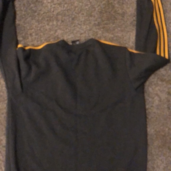 Adidas crewneck yellow and grey - Picture 3 of 3